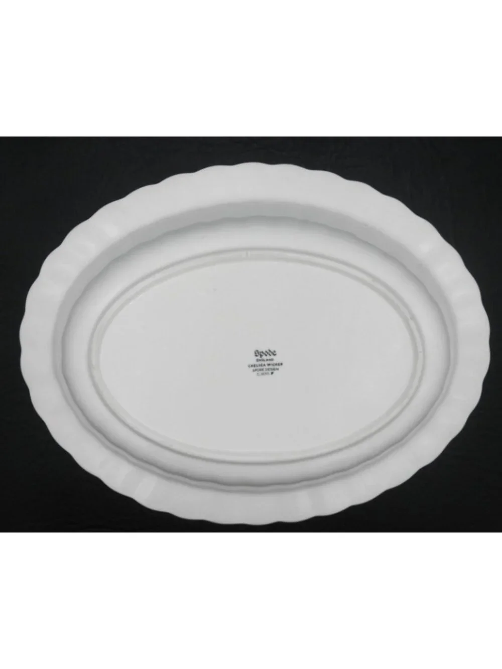 Spode Chelsea Wicker 10 IN Oblong Vegetable Bowl Pattern Code: SP CHWI - FLAW
